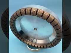 Polido de superficies de vidrio con polvo de pulido de vidrio en la máquina de procesamiento de bordes de vidrio