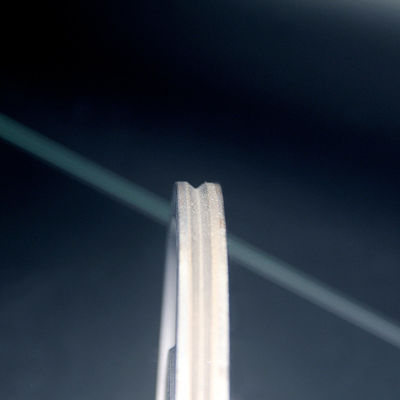 150 V para la molienda de diamantes para el procesamiento de vidrio de alta calidad