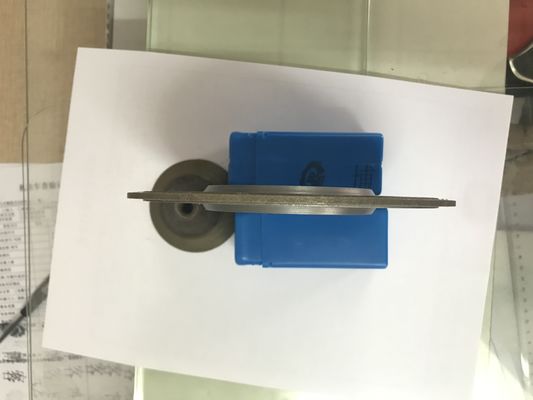 La rueda de ranura de vidrio sinterizado de diamante se puede hacer para adaptarse a todas las máquinas de ranura