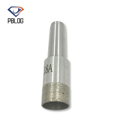 Cuerpo con cuerda afilada y cónica con base de cristal de diamante