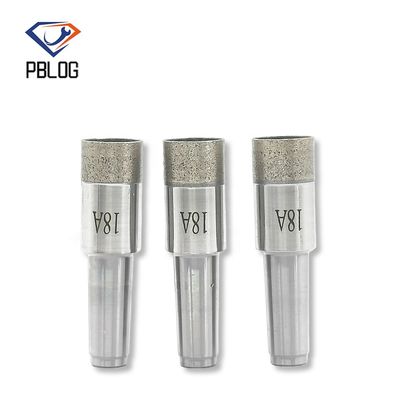 Cuerpo con cuerda afilada y cónica con base de cristal de diamante